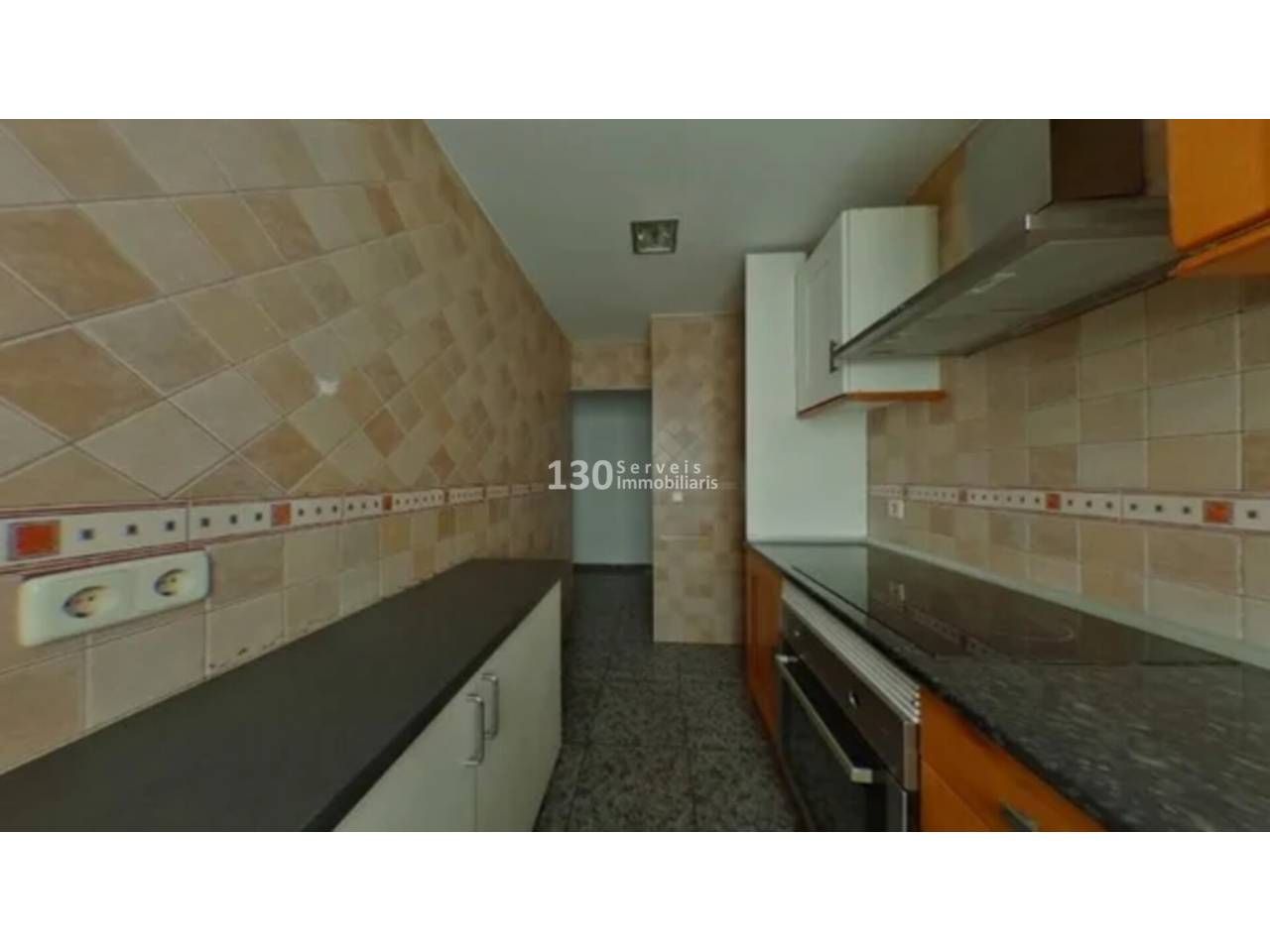 Cocina de Piso en venta en Cornellà de Llobregat con Balcón