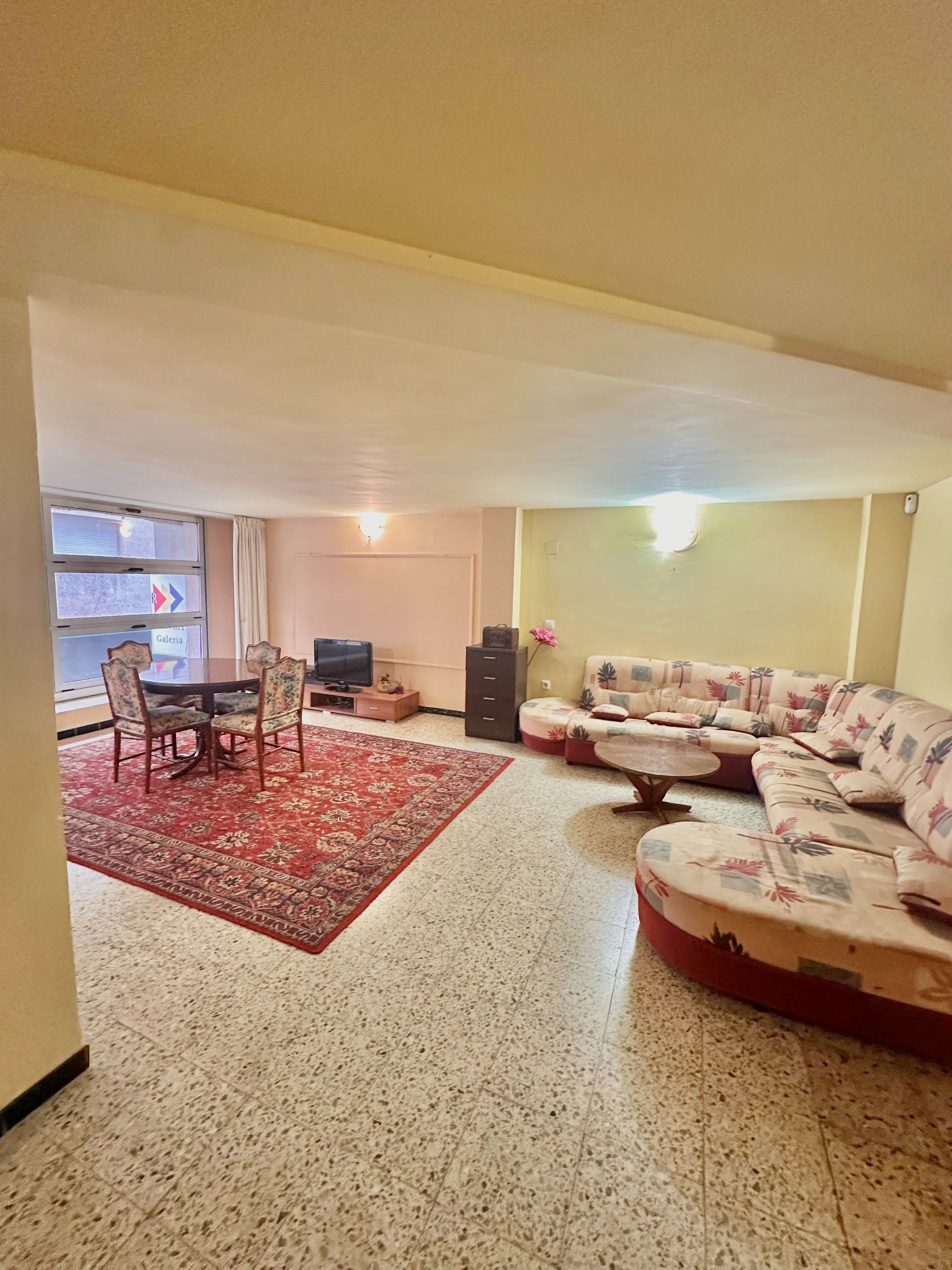 Living room of Apartment for sale in Roses  with Furnished