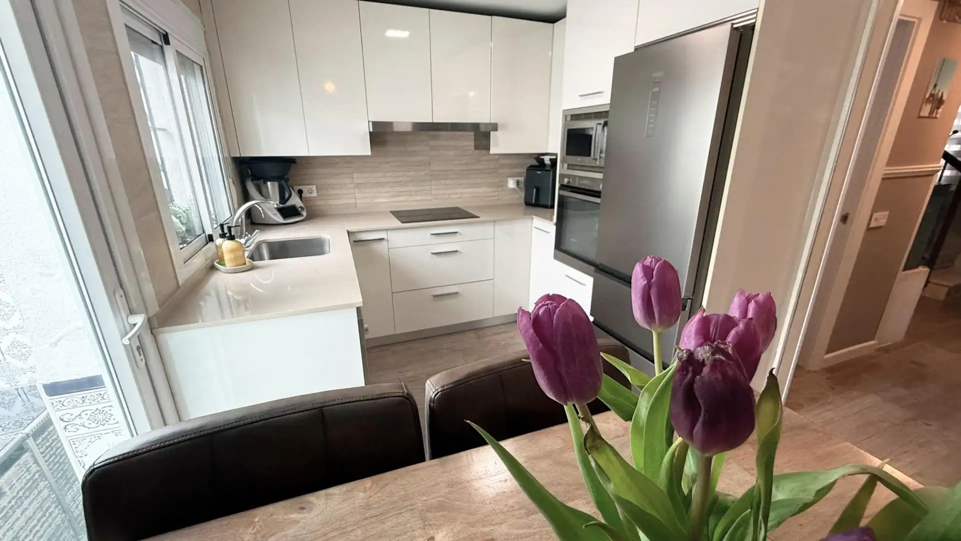 Kitchen of Single-family semi-detached for sale in Chiclana de la Frontera  with Air Conditioner, Storage room and Balcony