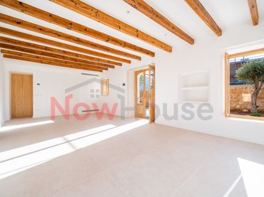 Chalet con balcón en venta en Cami de Can Frontera