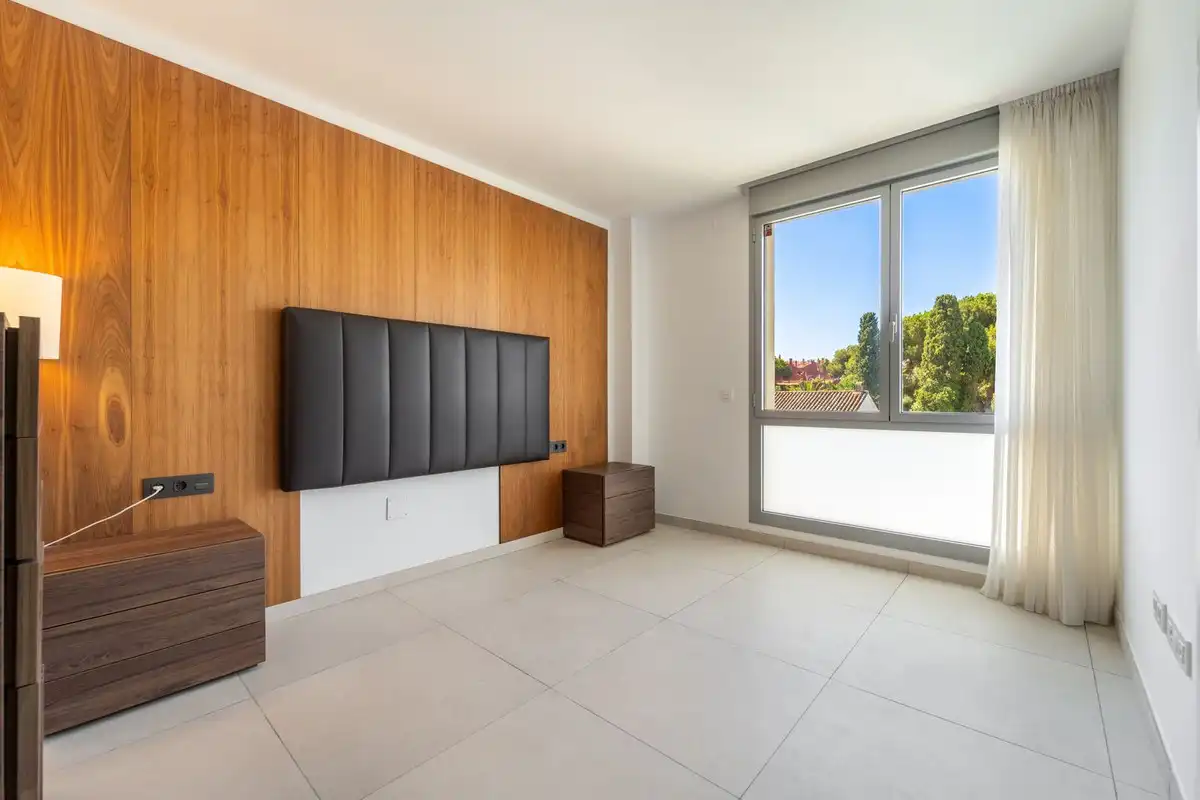 Piso con ascensor en venta en Elviria - Cabopino, imagen 32