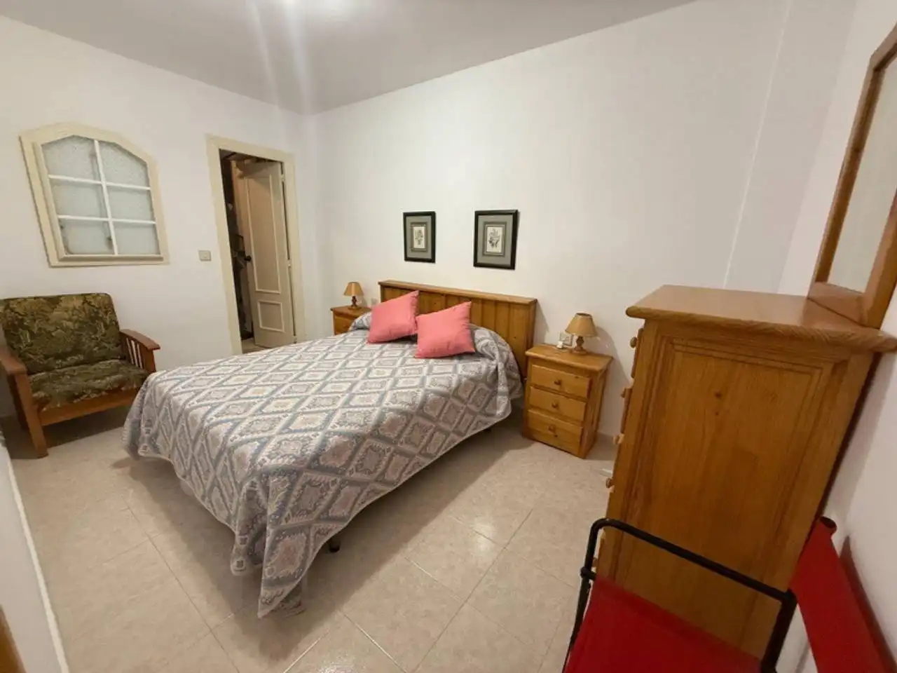 Habitación de Casa adosada en venta en Almuñécar