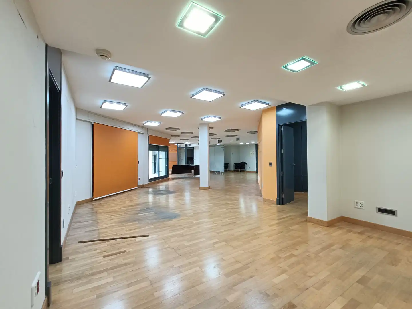 Wohnung zum Verkauf in Alcorcón mit Klimaanlage, Parkett und Terrasse