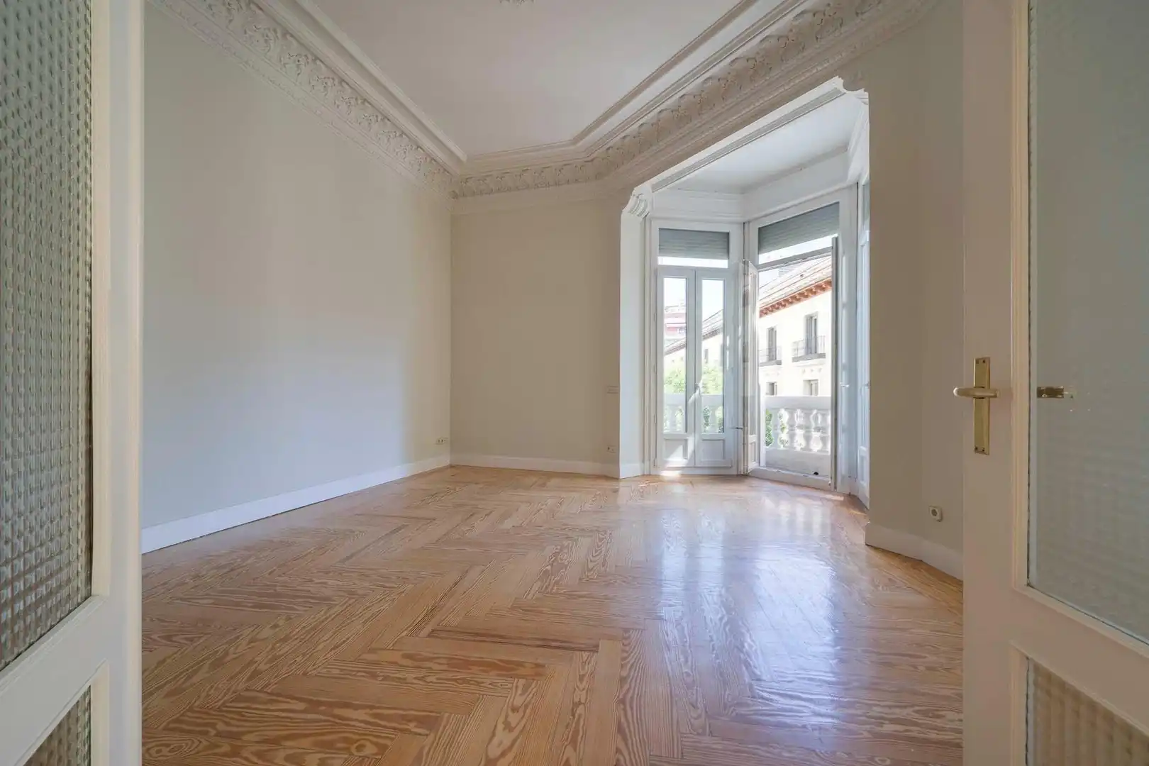 Habitación de Oficina de alquiler en Madrid con Aire acondicionado y Calefacción