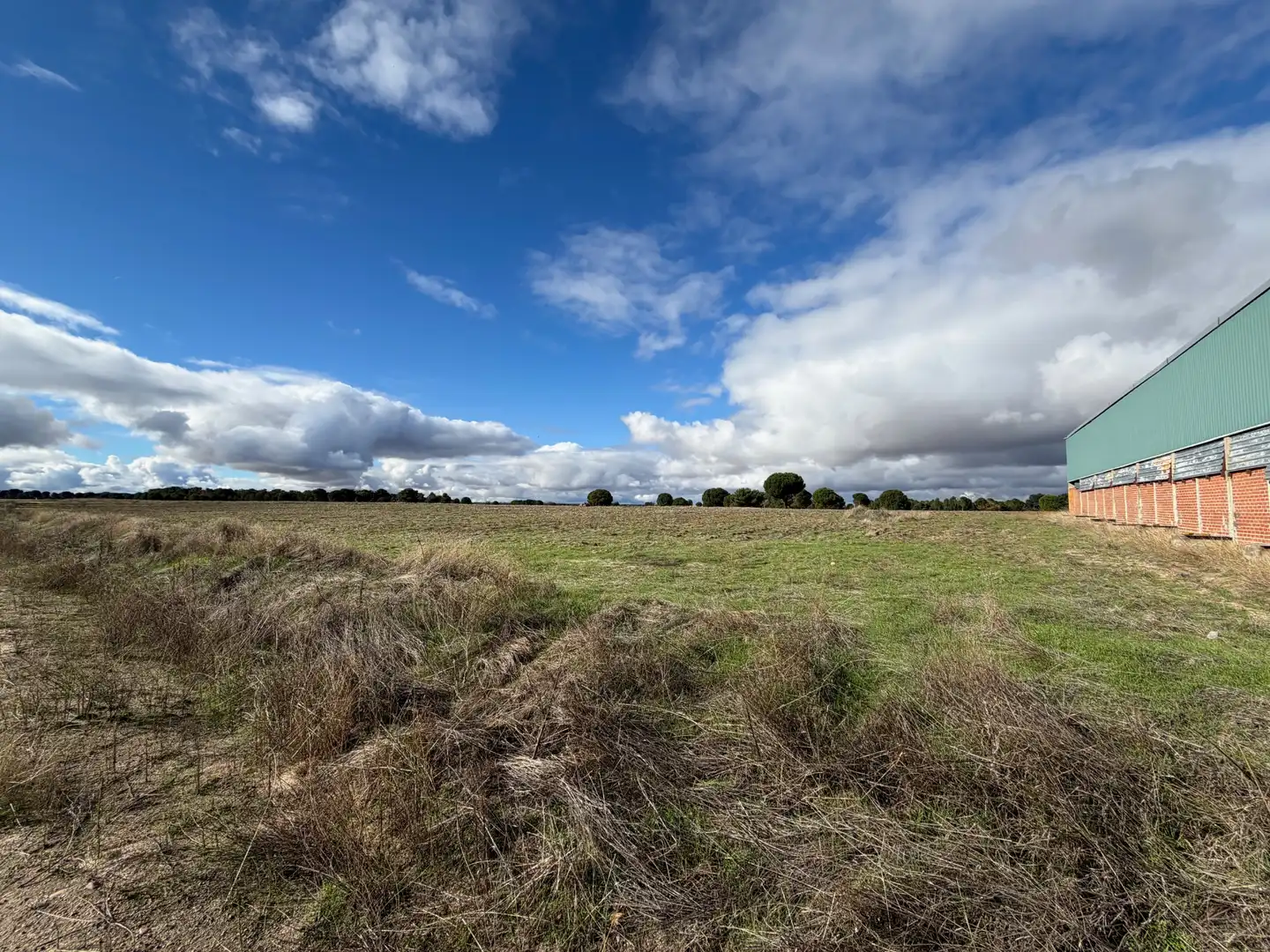 Nau industrial en venda en Hornillos de Eresma amb Calefacció