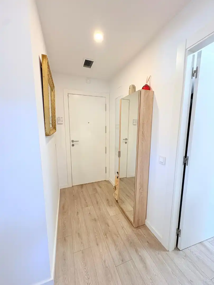 Ground floor with pool for sale in Avinguda de L'Onze de Setembre, imagen 2