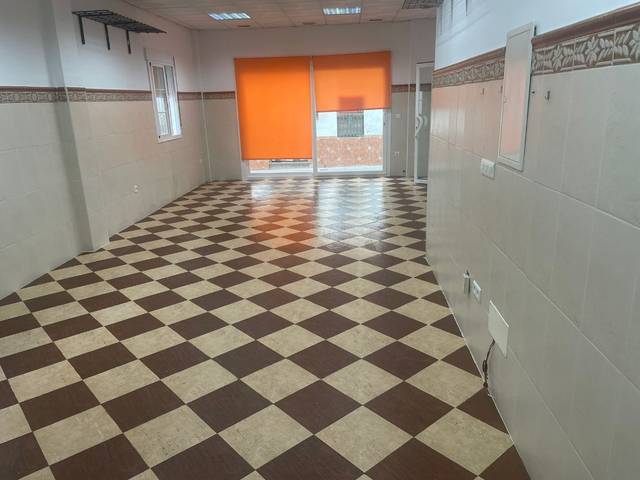 Local comercial en Alquiler en Calle Antonio Ruiz Rivas, 29A en Algarrobo pueblo