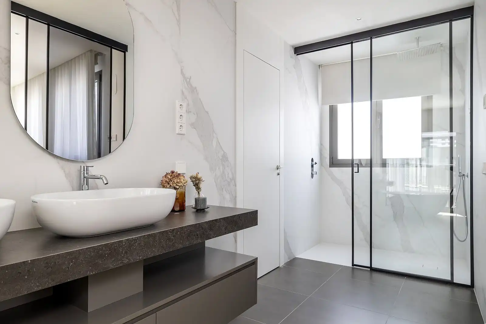 Bany de Apartament en venda en Barcelona amb Aire condicionat, Jardí privat i Terrassa