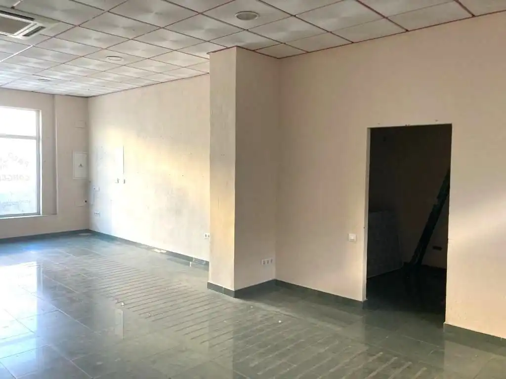 Local comercial en venda a Benalup-Casas Viejas, imagen 2
