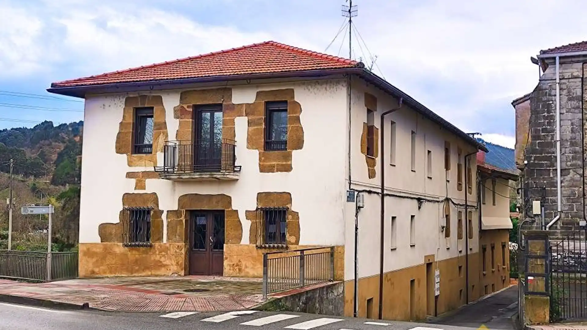 Vista exterior de Local en venta en Muskiz