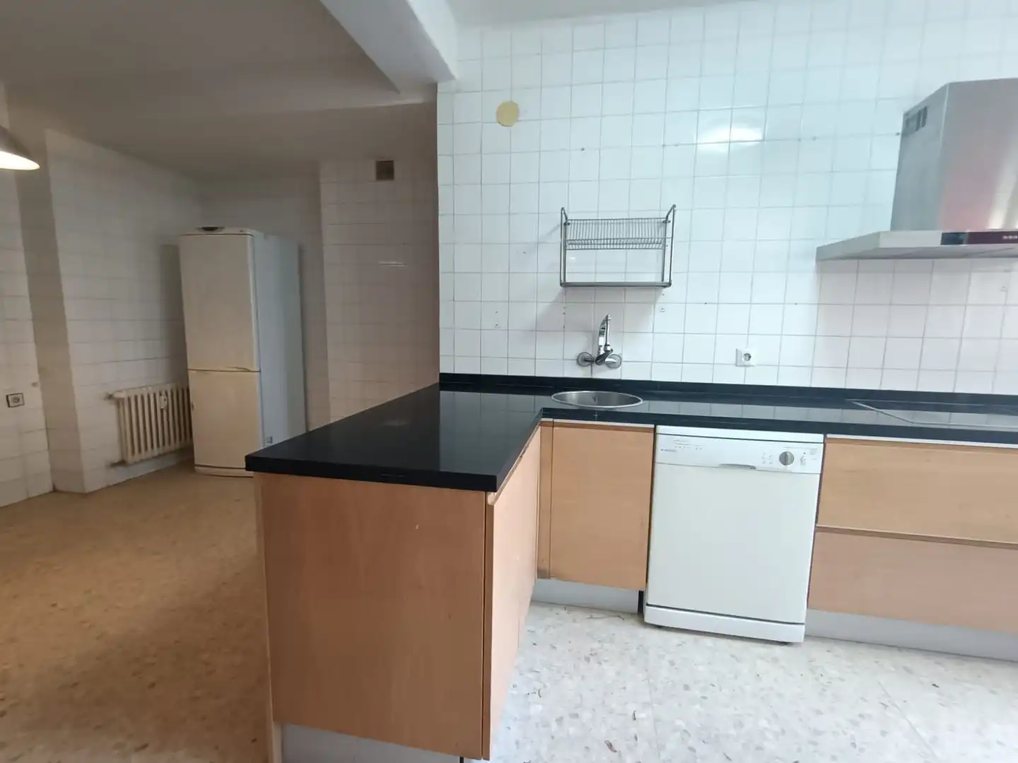 Kitchen of Flat for sale in Oviedo   with Heating, Terrace and Storage room