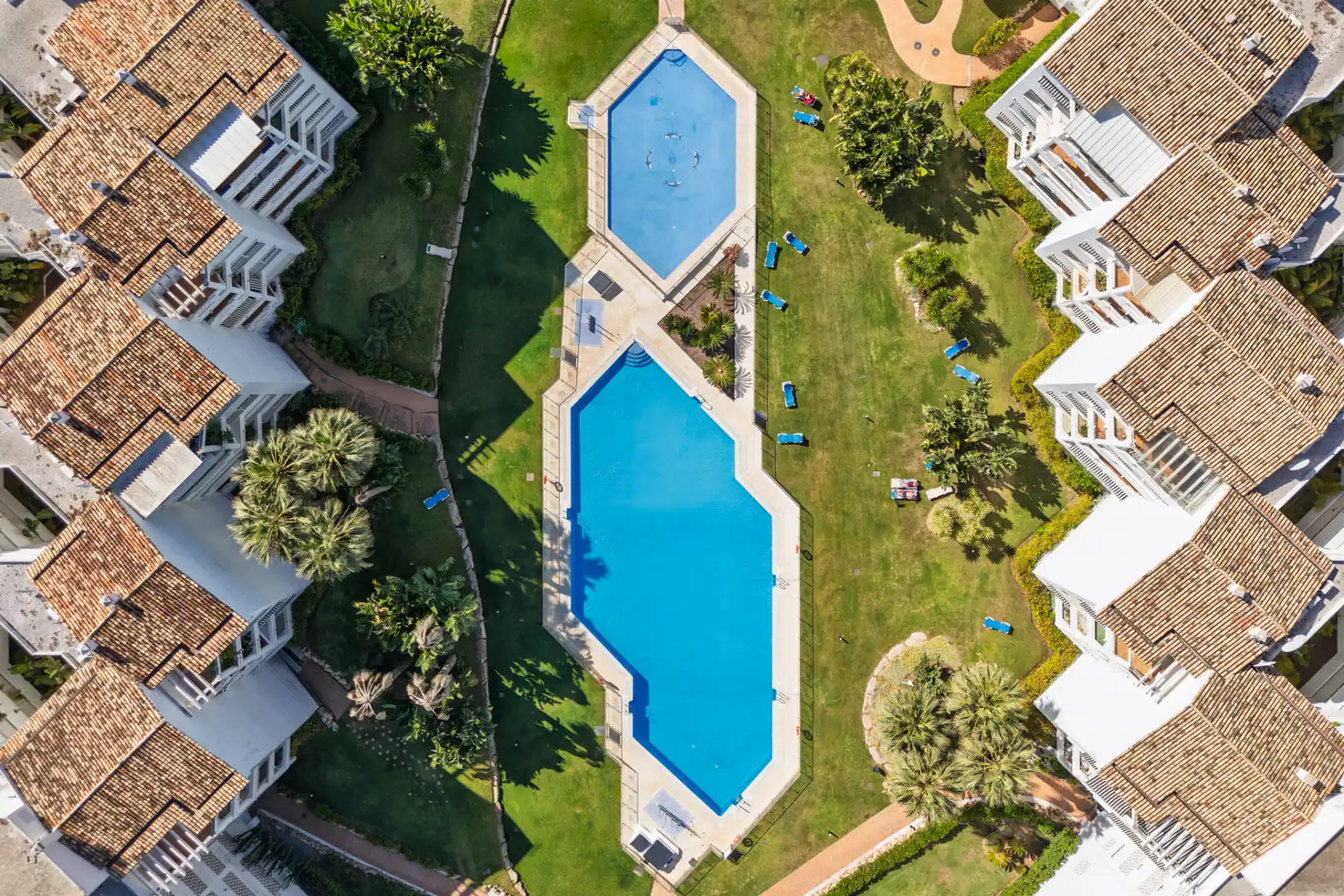 Apartament amb piscina en venda a Nueva Andalucía, imagen 15