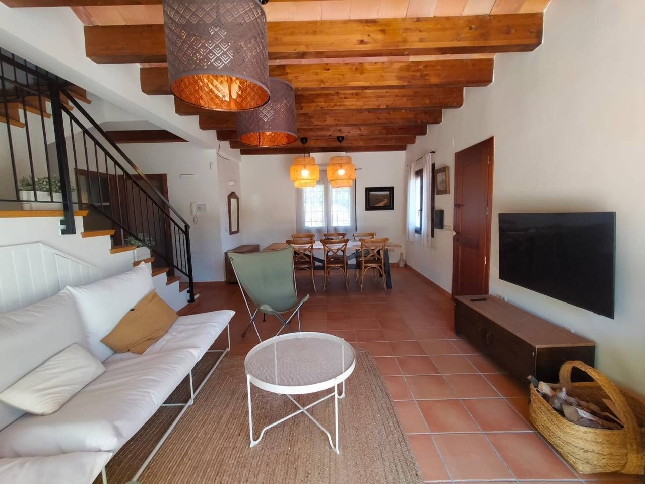 Sala d'estar de Casa o xalet de lloguer en Sant Jordi Desvalls amb Aire condicionat, Jardí privat i Terrassa