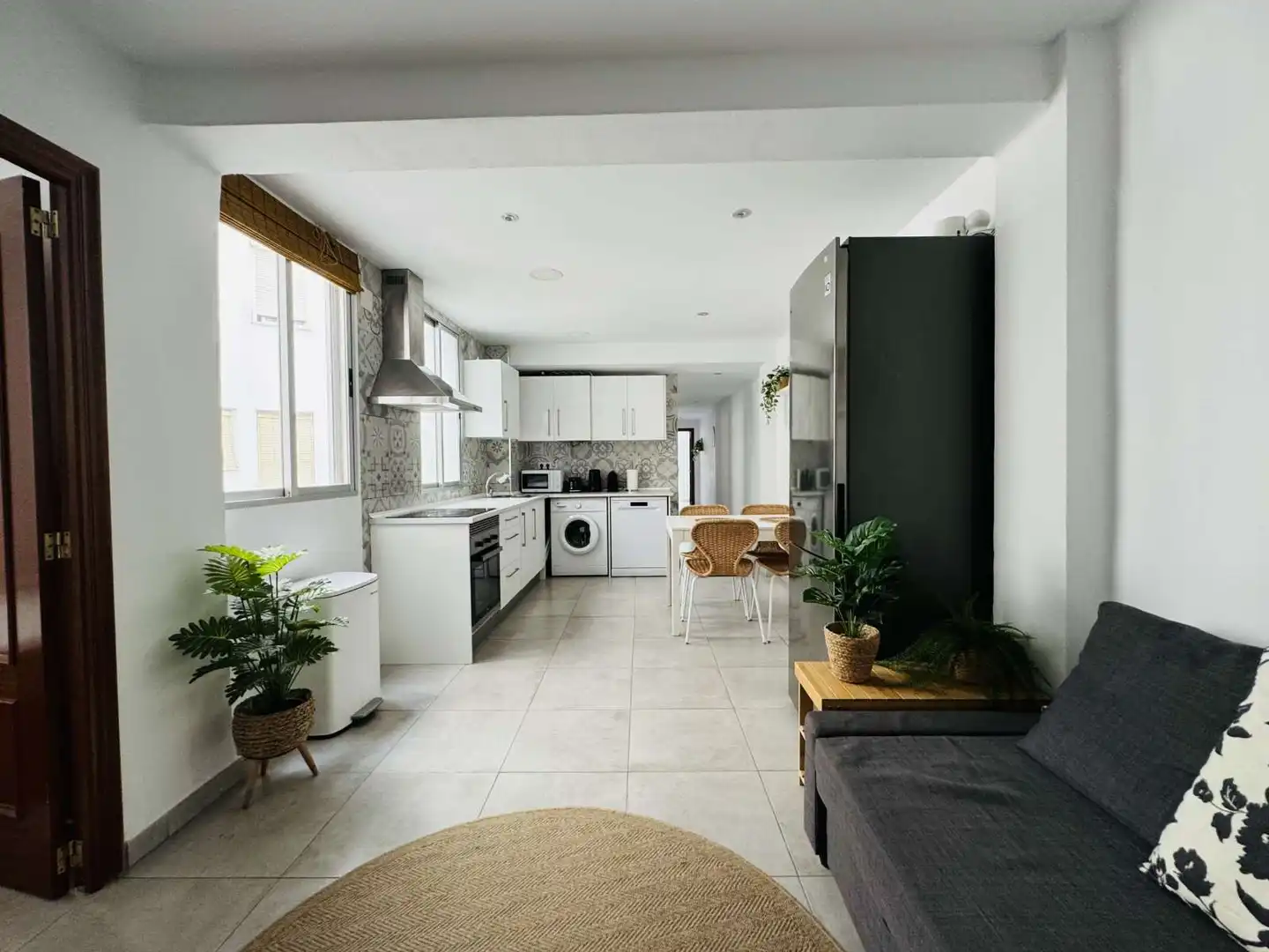 Cocina de Apartamento para compartir en Valencia con Aire acondicionado, Calefacción y Terraza