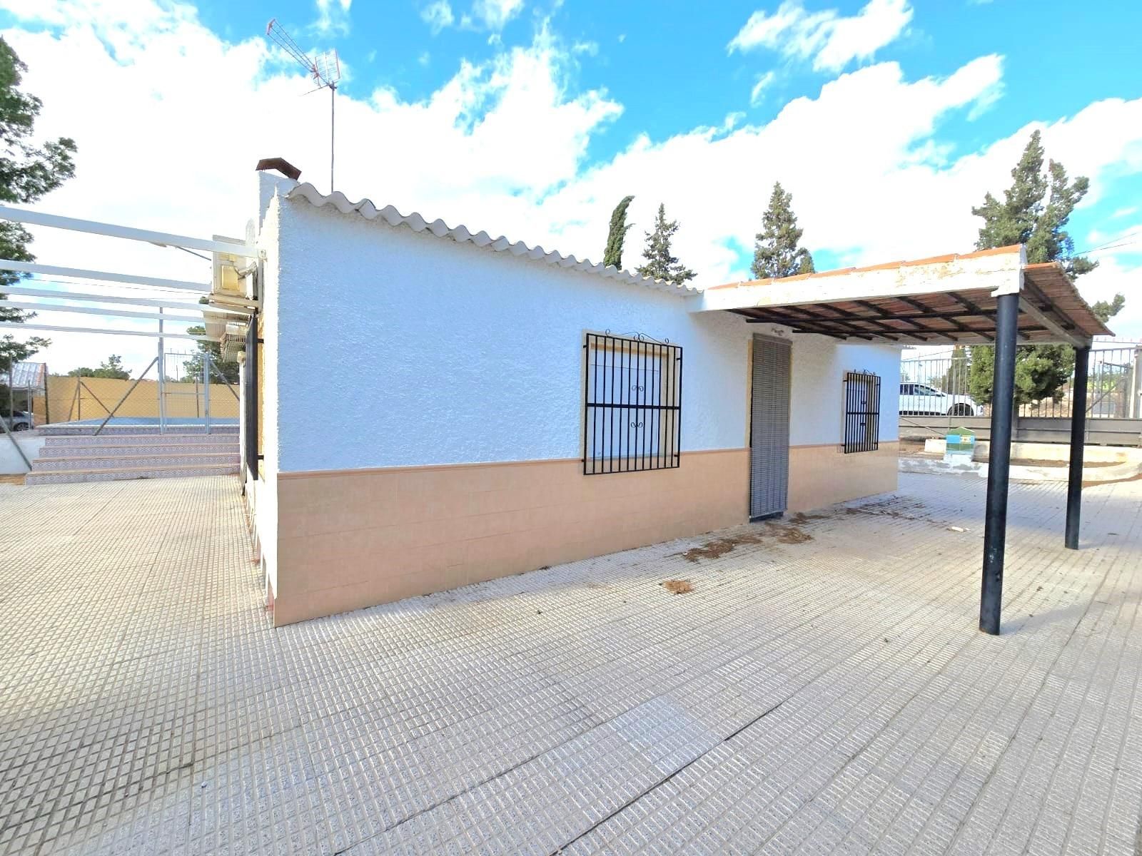 Vista exterior de Casa o xalet en venda en Molina de Segura amb Aire condicionat, Calefacció i Jardí privat