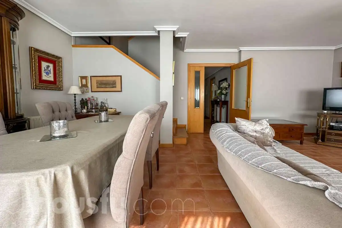 Dining room of Houses for sale in Aranjuez  with Air Conditioner, Heating and Private garden