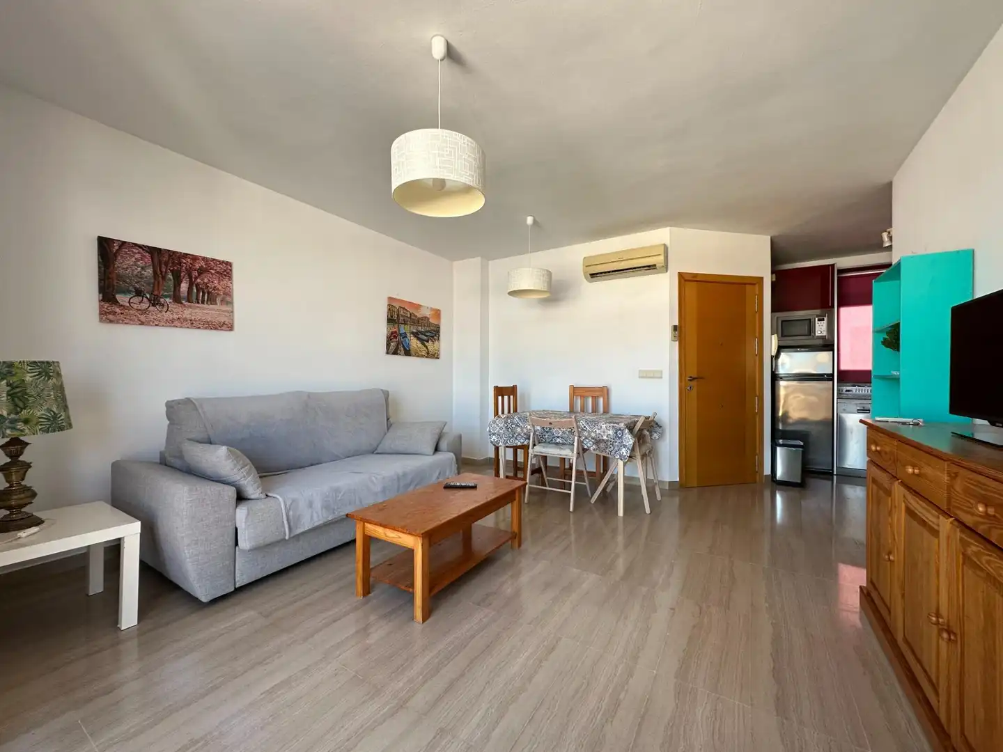 Sala de estar de Apartamento en venta en Fuengirola con Aire acondicionado, Calefacción y Terraza