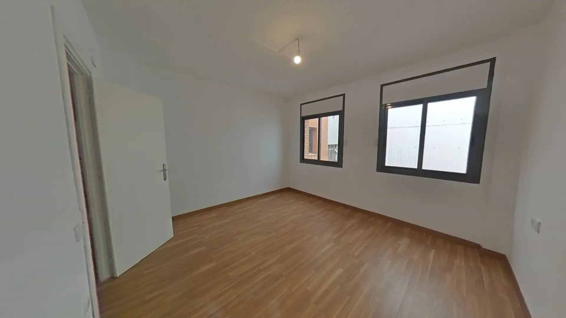 Schlafzimmer von Maisonette zum Verkauf in Cornellà de Llobregat