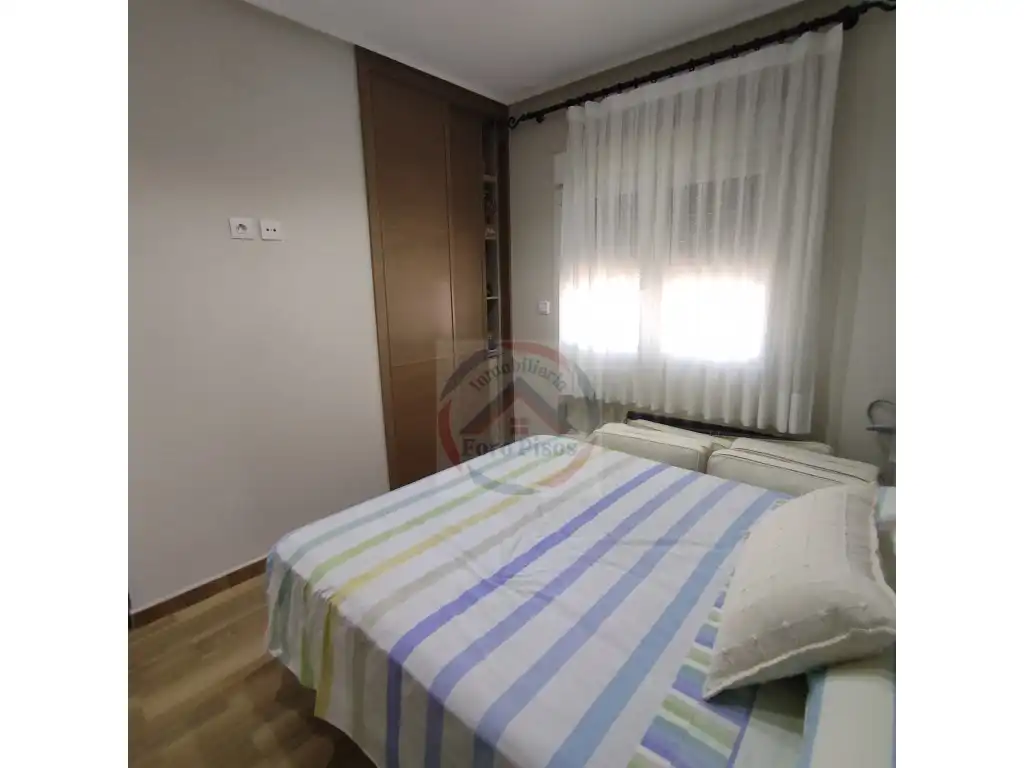 Casa o chalet en venta en Calle Ermita, Bellús