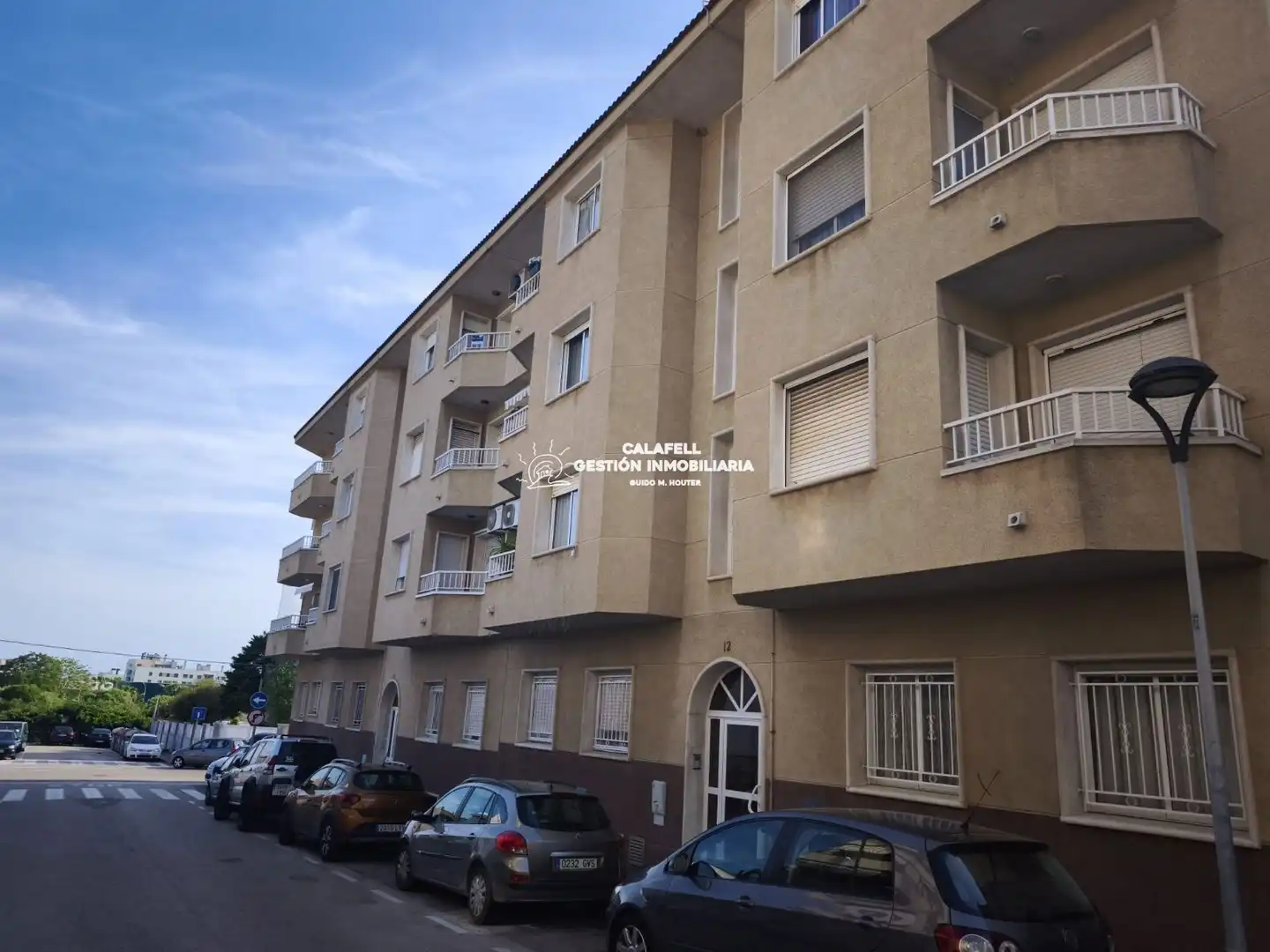 Außenansicht von Wohnung zur Miete in Calafell mit Klimaanlage, Heizung und Terrasse