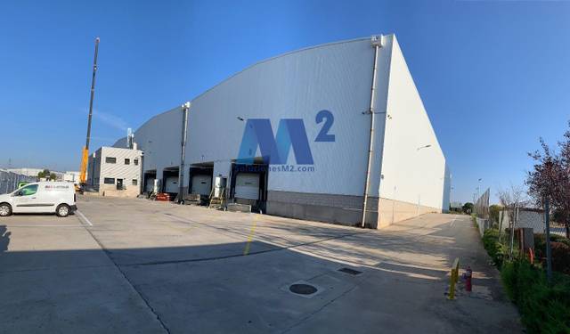 Nave industrial en Alquiler en Cabanillas del Campo