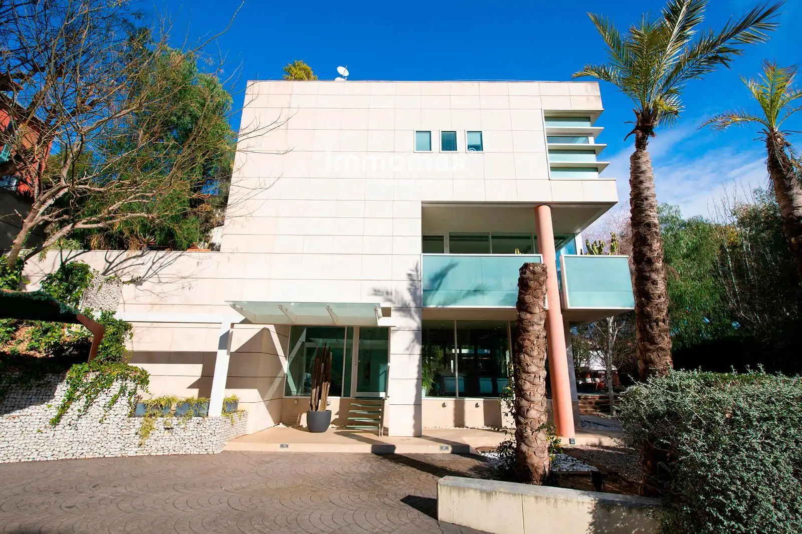 Vista exterior de Casa o chalet en venta en Barcelona con Aire acondicionado, Calefacción y Terraza
