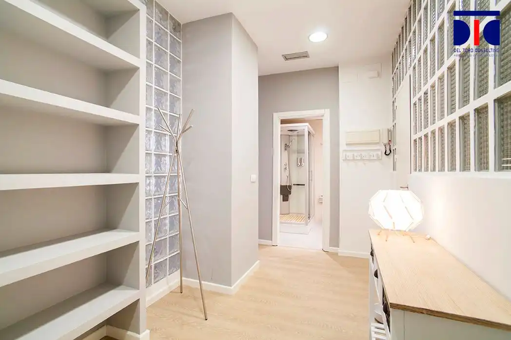Wohnung zur Miete in Sevilla mit Klimaanlage, Heizung und Parkett