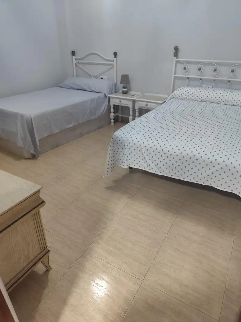 Habitación de Piso en venta en Fuengirola con Terraza y Amueblado