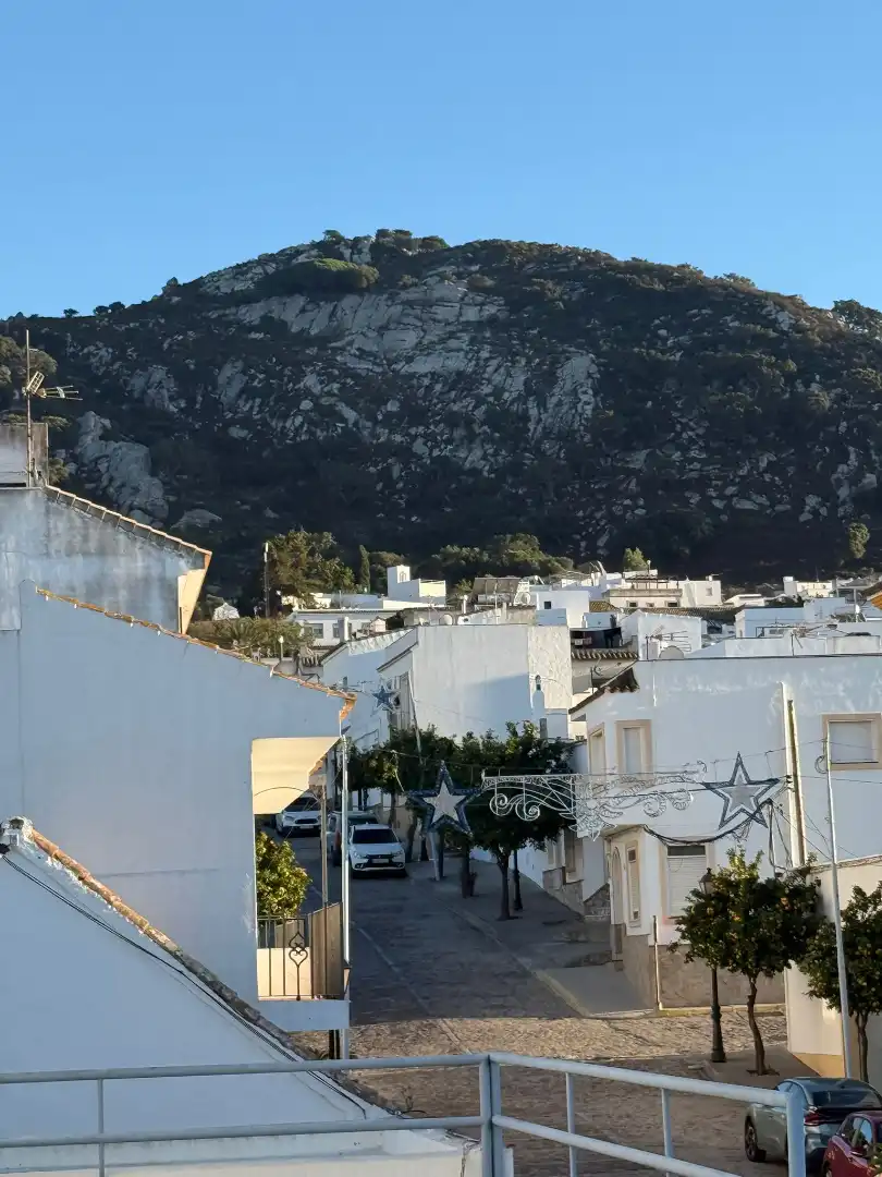 Außenansicht von Einfamilien-Reihenhaus zum Verkauf in Tarifa mit Terrasse