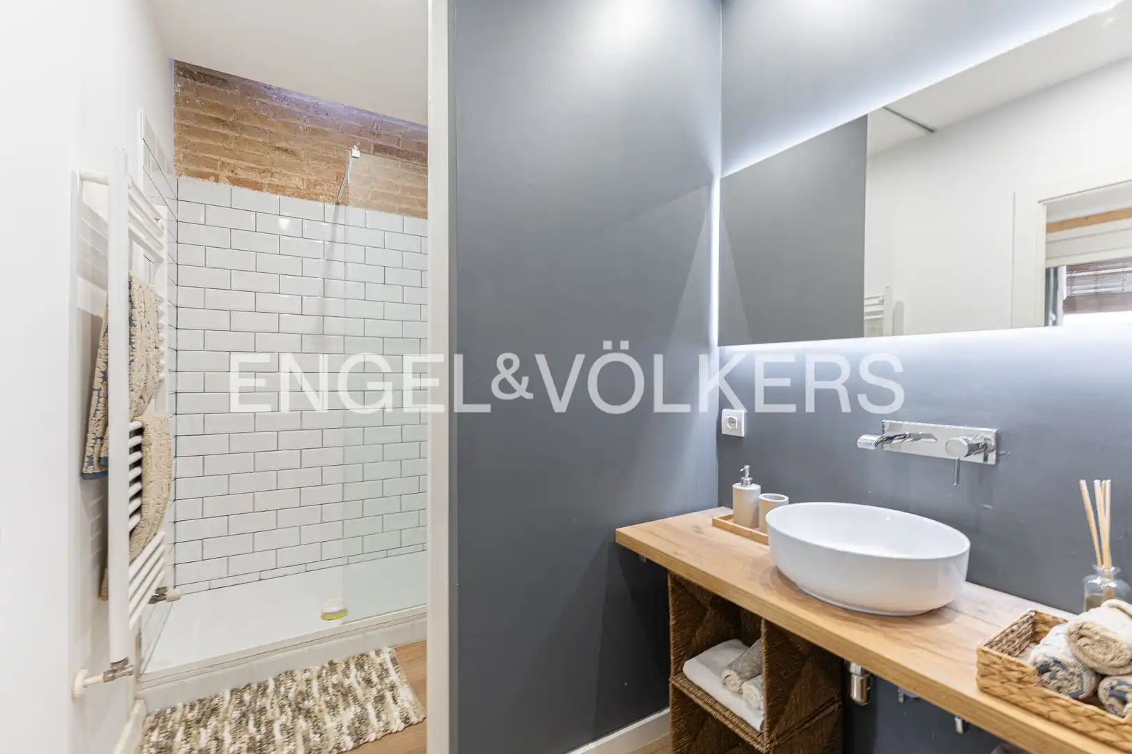 Baño de Piso en venta en Barcelona con Calefacción, Parquet y Balcón