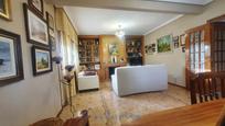 Sala d'estar de Casa o xalet en venda en Moraleja de Enmedio amb Calefacció i Terrassa