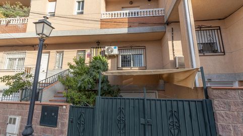 Foto 2 de Casa adosada en venda a San Francisco - Chorillo, Las Gabias