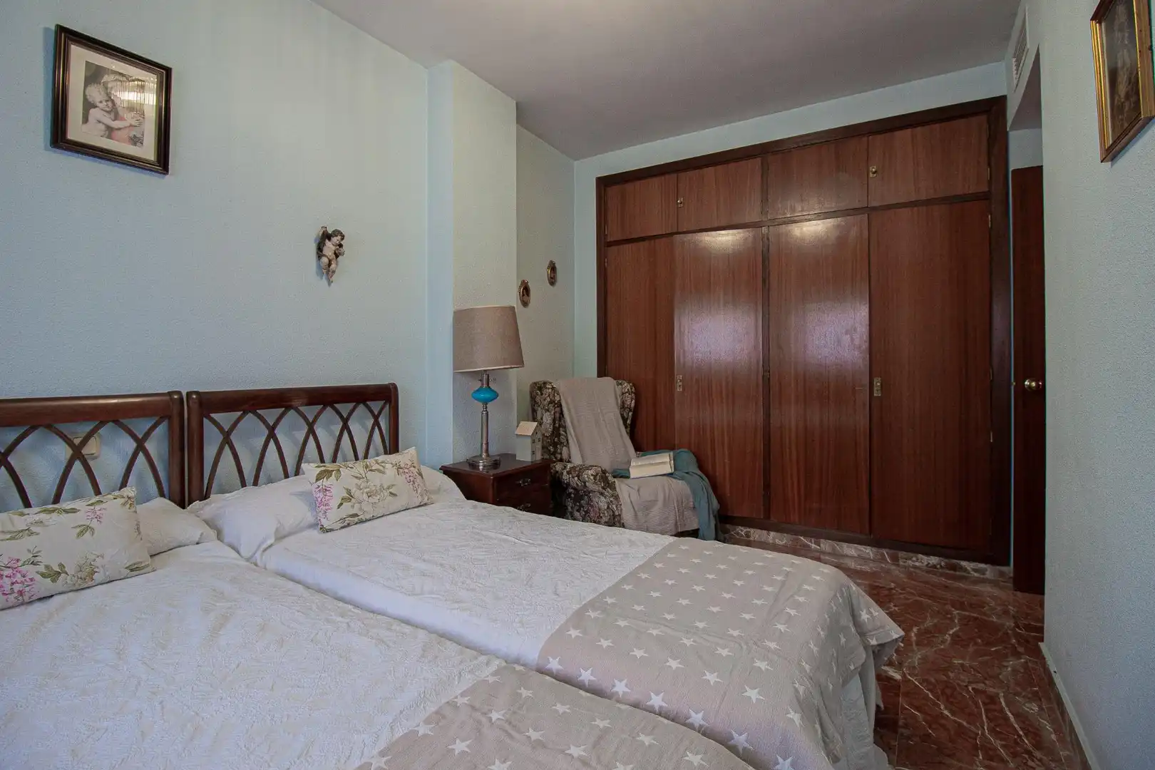 Bedroom of Flat for sale in Sevilla  with Air Conditioner, Heating and Community pool