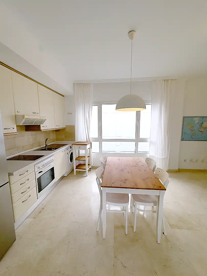 Flat for rent in Calle Carvajal, 6, Arenales - Lugo - Avda. Marítima