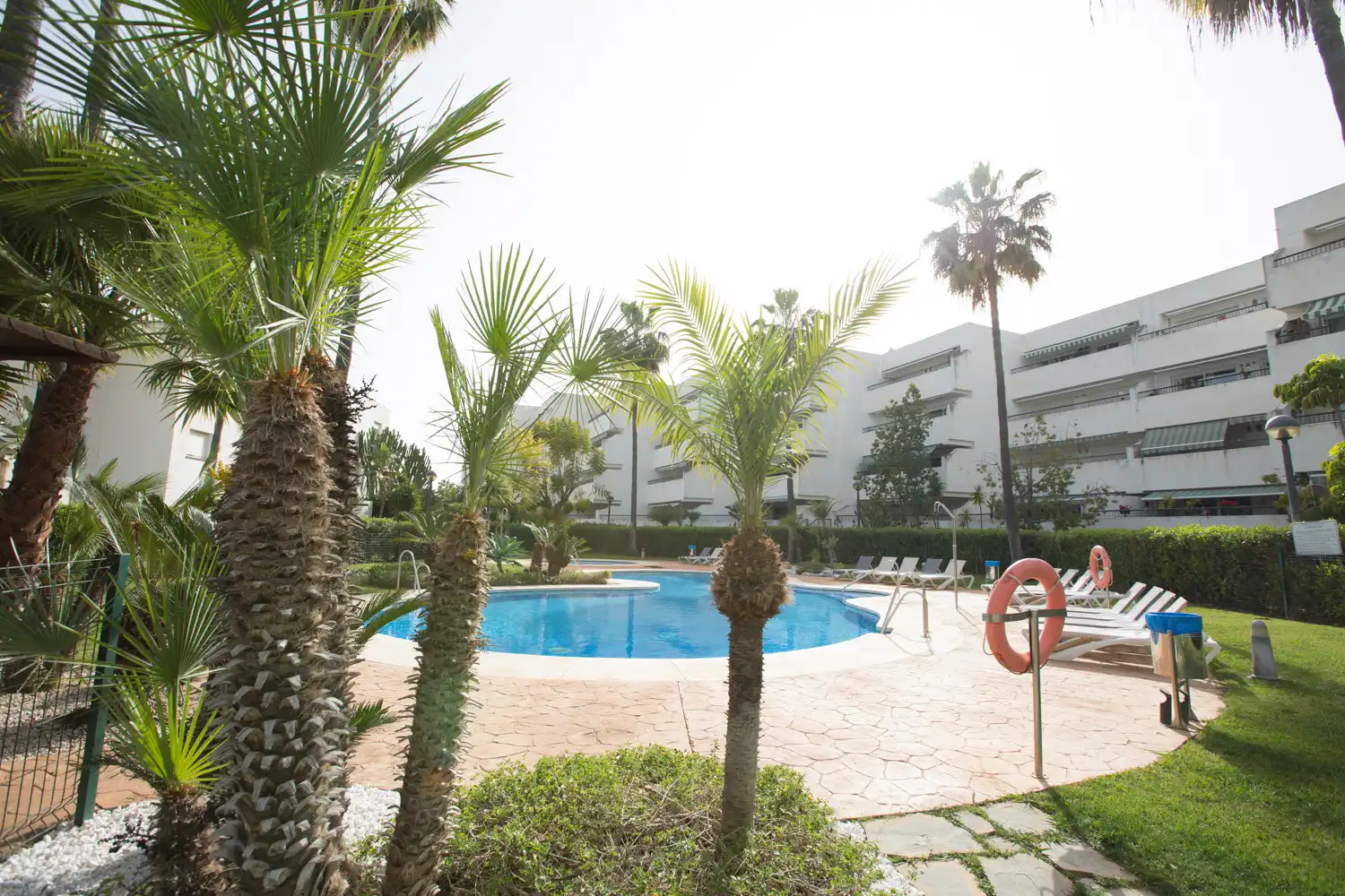 Piscina de Planta baixa de lloguer en Marbella amb Calefacció, Terrassa i Traster