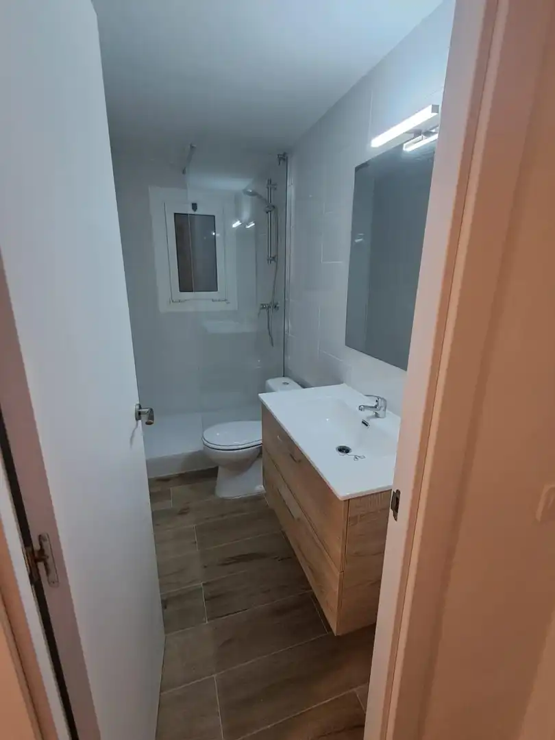 Piso con ascensor en venta en Calle ENTENÇA, imagen 3