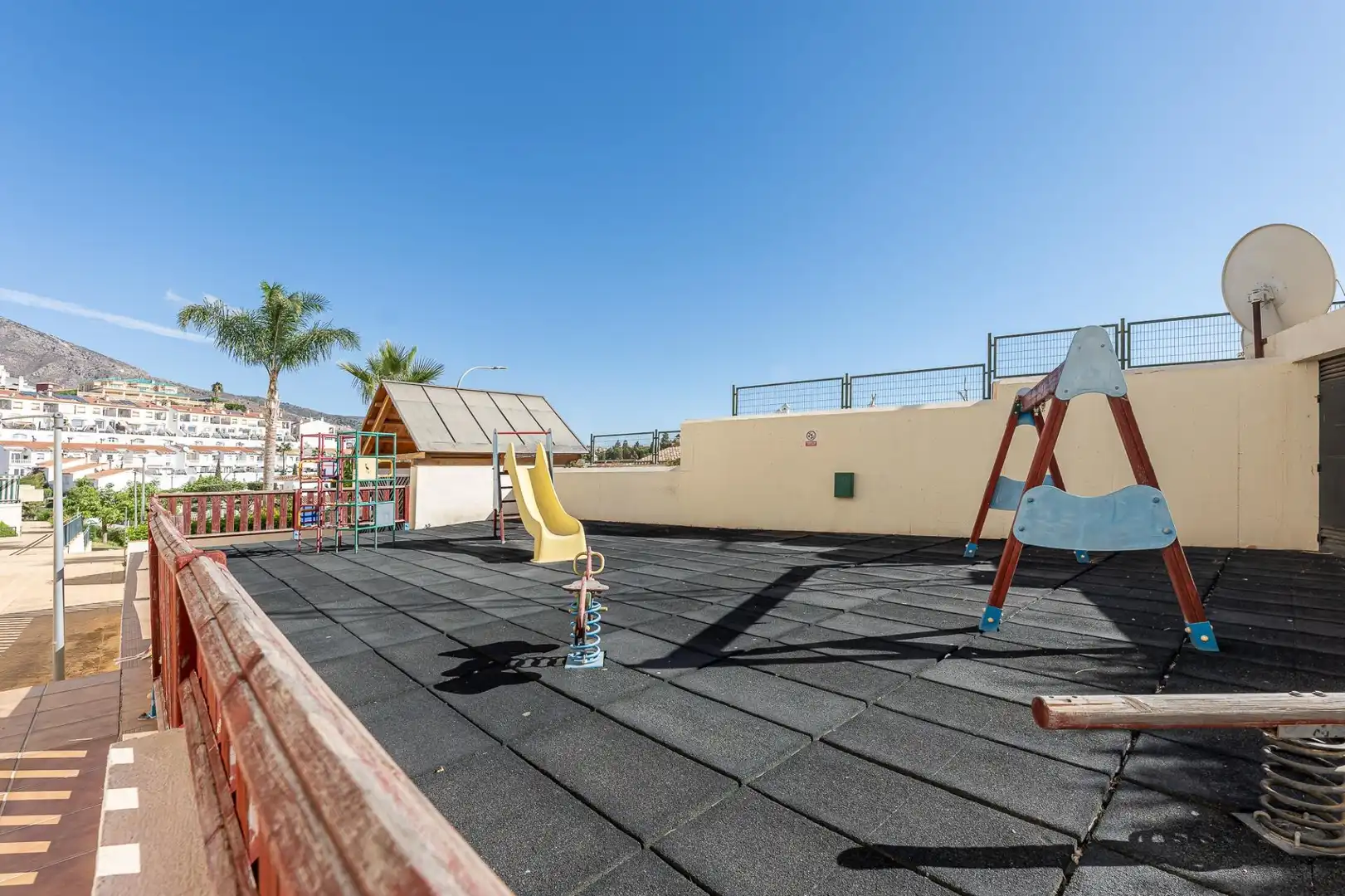 Apartament amb piscina en venda a Calle ALMUÑECAR, imagen 29
