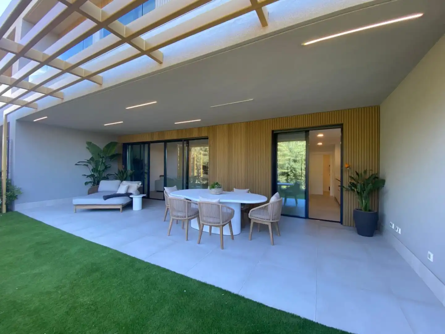 Terrassa de Casa o xalet en venda en Mijas amb Aire condicionat, Calefacció i Jardí privat