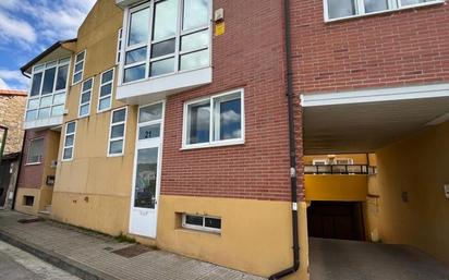 Vista exterior de Casa o xalet en venda en Burgos Capital amb Calefacció i Terrassa