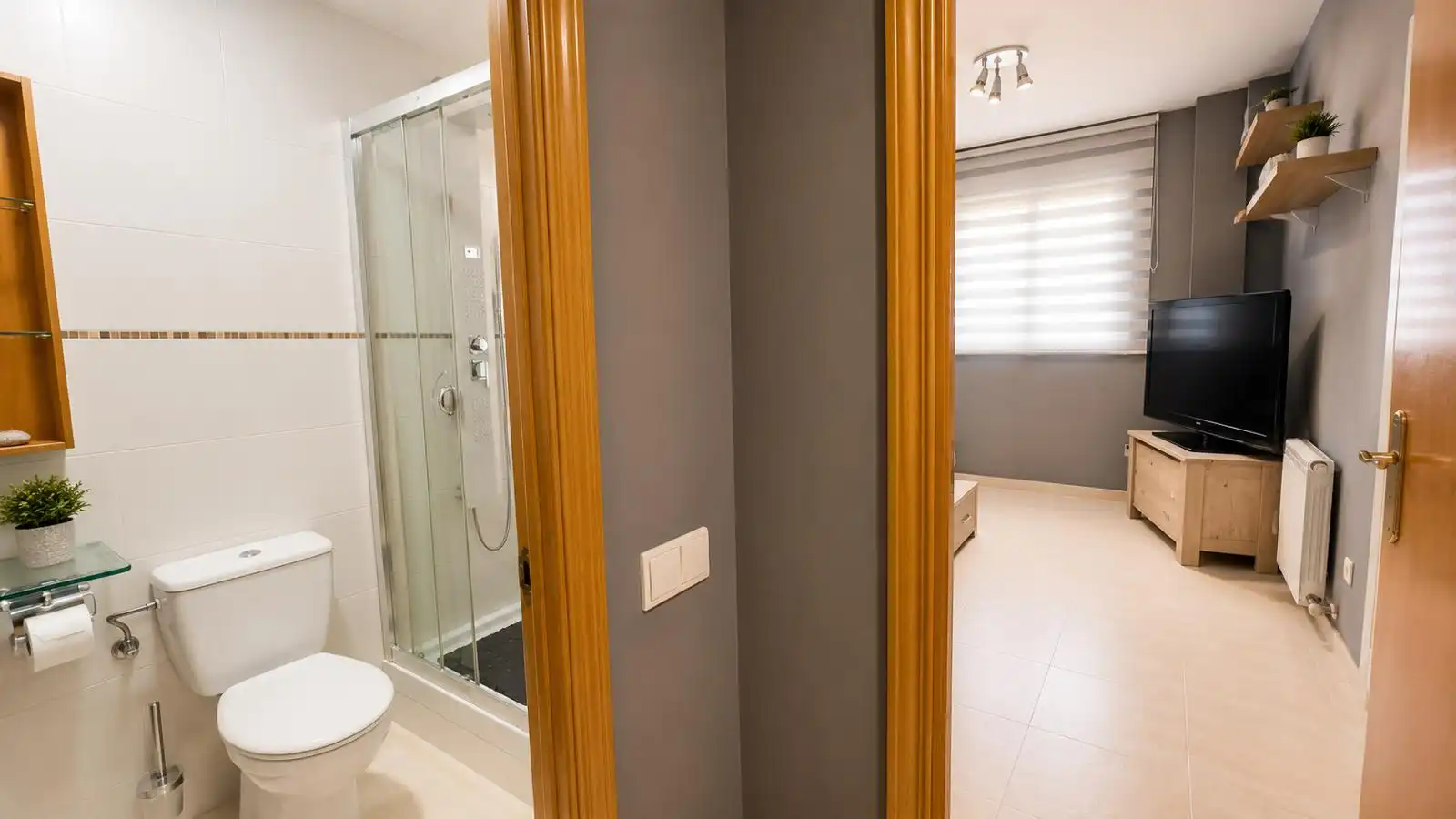 Bathroom of Attic for sale in Ripollet  with Air Conditioner, Heating and Terrace