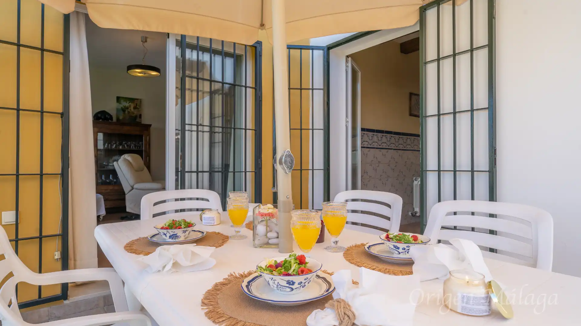 Terraza de Casa adosada en venta en Vélez-Málaga con Calefacción, Jardín privado y Terraza