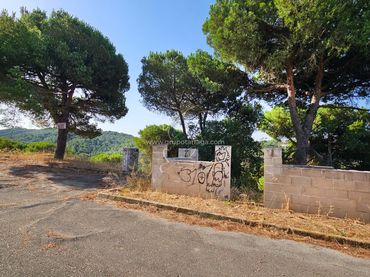 Wohnbaugrundstück zum Verkauf in Carrer Estels 12