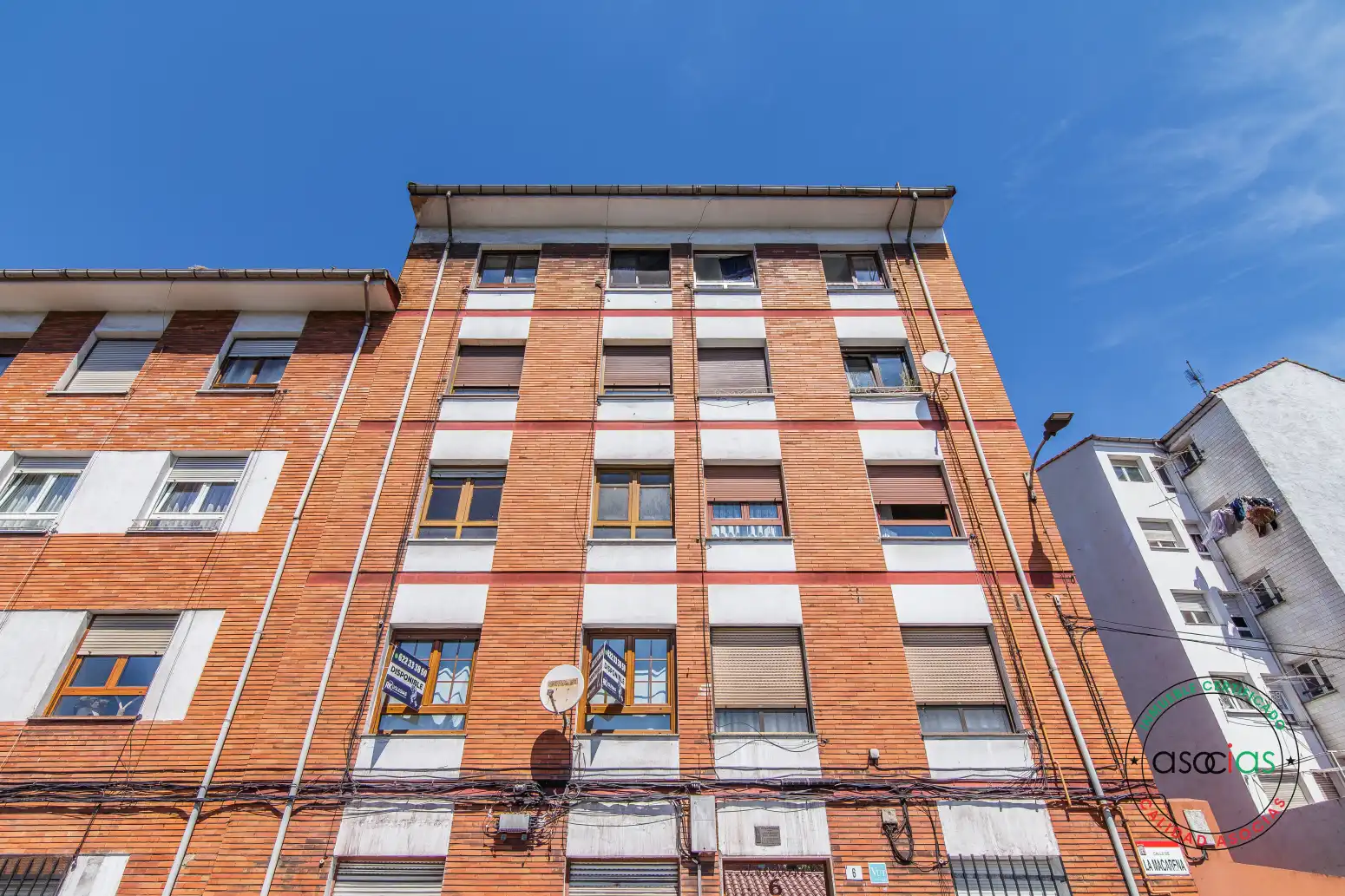 Vista exterior de Pis en venda en Gijón  amb Calefacció i Parquet