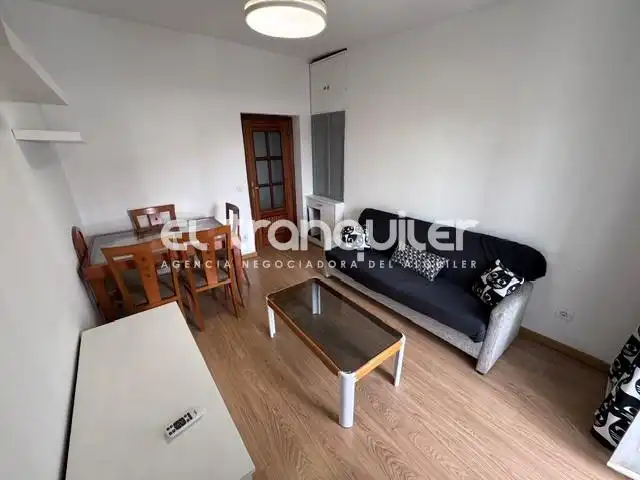 Flat to rent in Calle San León, imagen 4