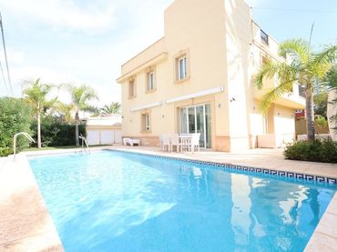 Xalet amb balcó en venda a Orihuela Costa