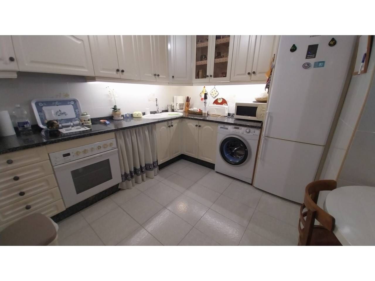 Kitchen of Flat for sale in Zamora Capital   with Heating, Parquet flooring and Terrace