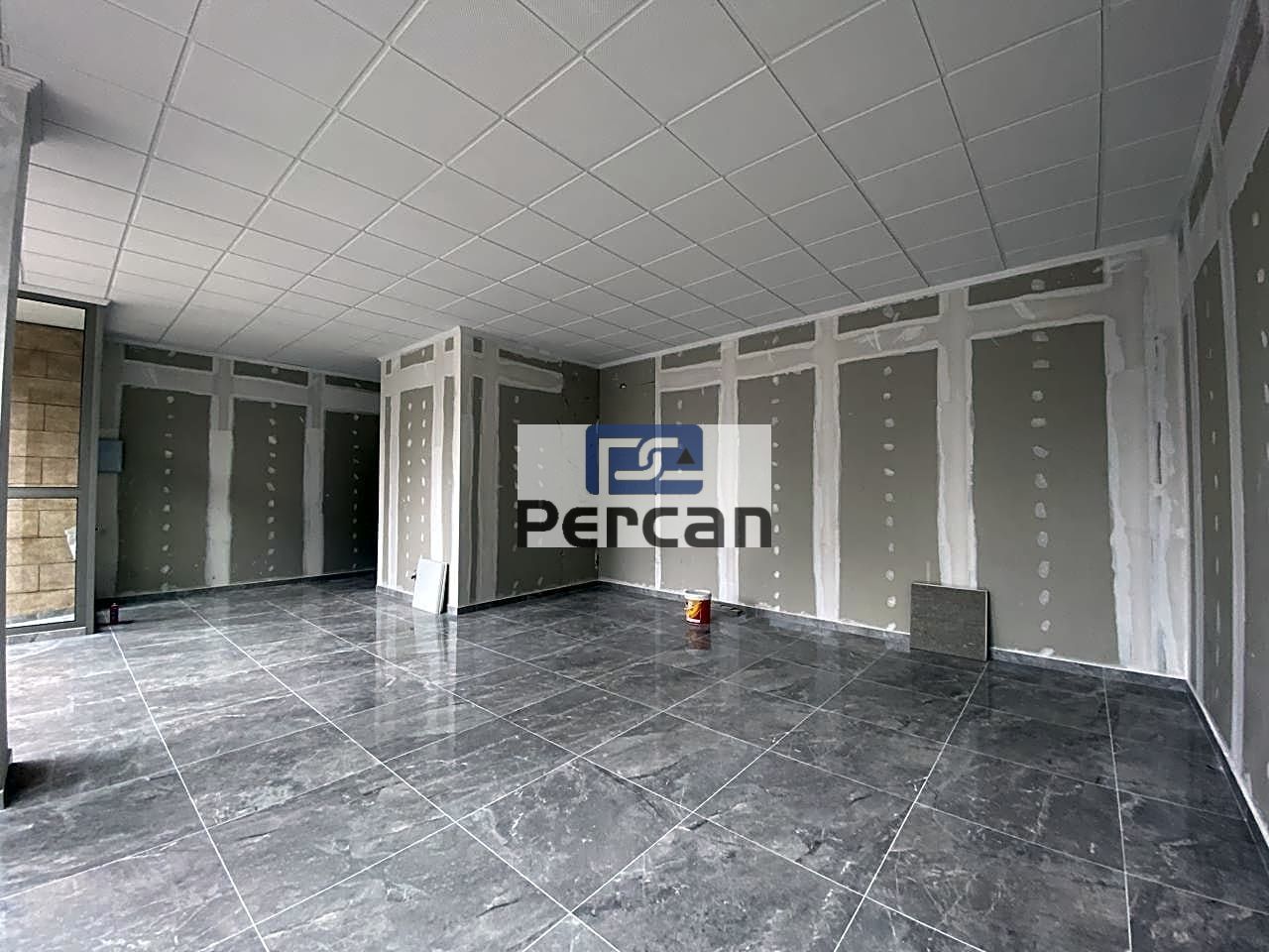 Local de lloguer a Carrer del Consolat de Mar, Campello Playa