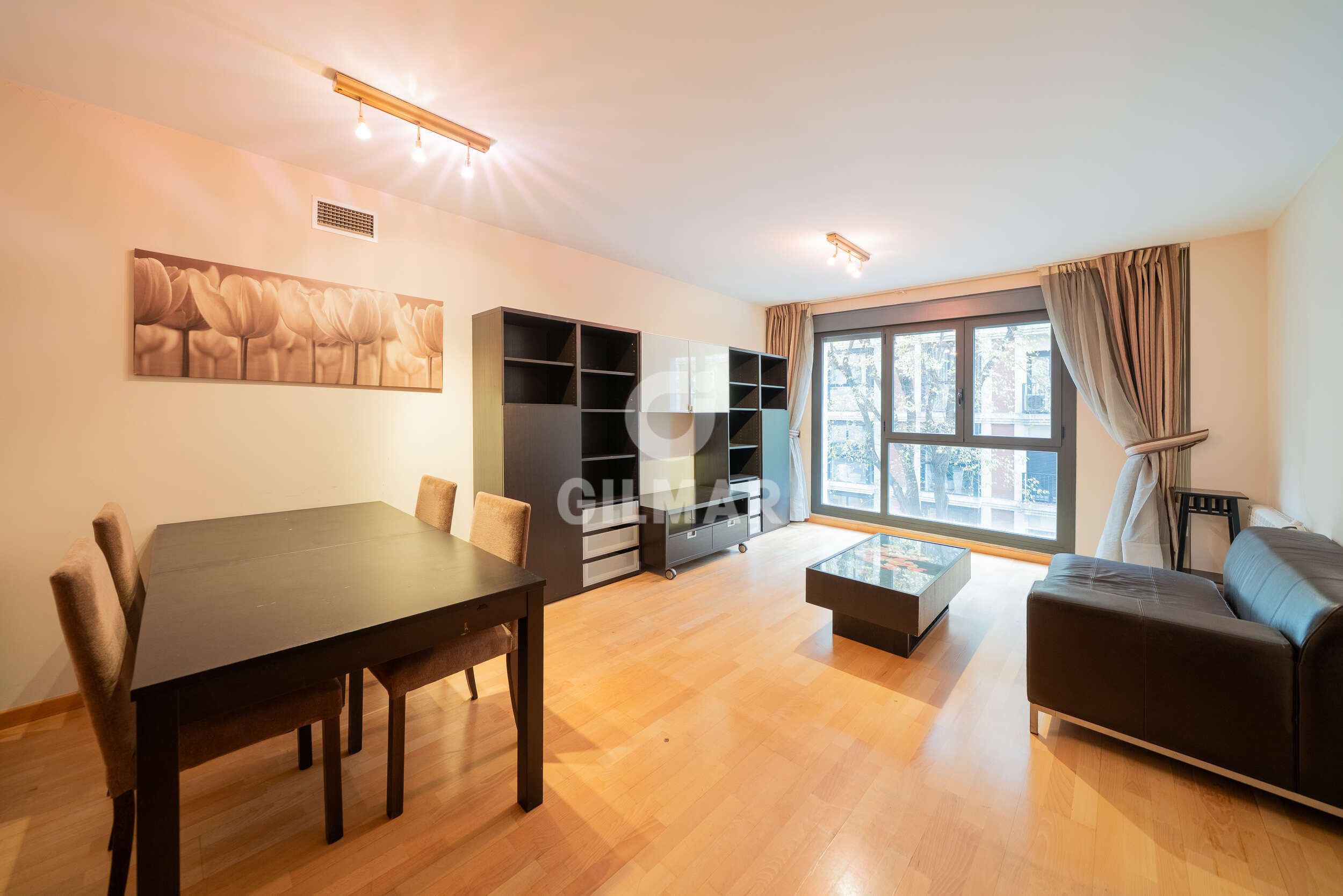 Exterior view of Flat for sale in  Madrid Capital  with Heating, Private garden and Storage room