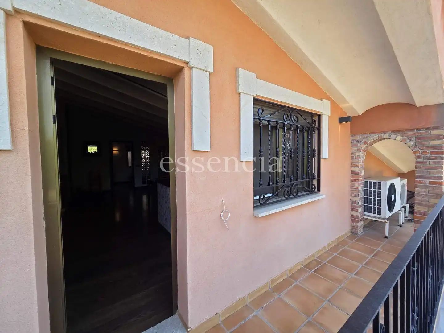 Casa o xalet en venda en Alfauir amb Aire condicionat, Jardí privat i Terrassa