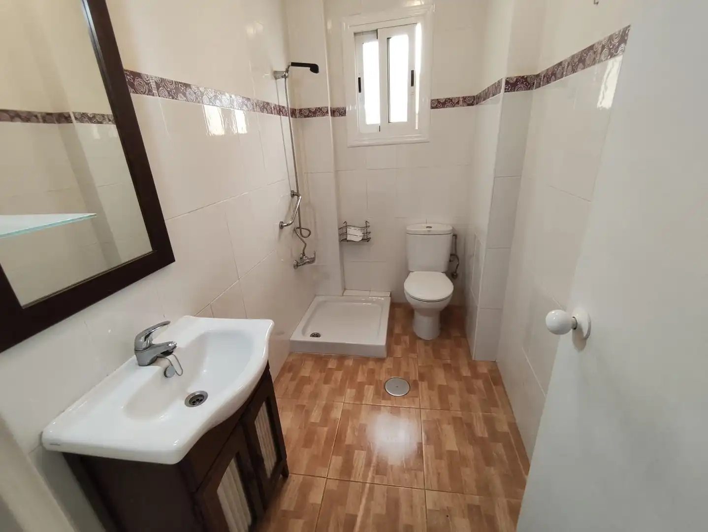 Badezimmer von Wohnung zum Verkauf in Alcantarilla mit Klimaanlage und Balkon